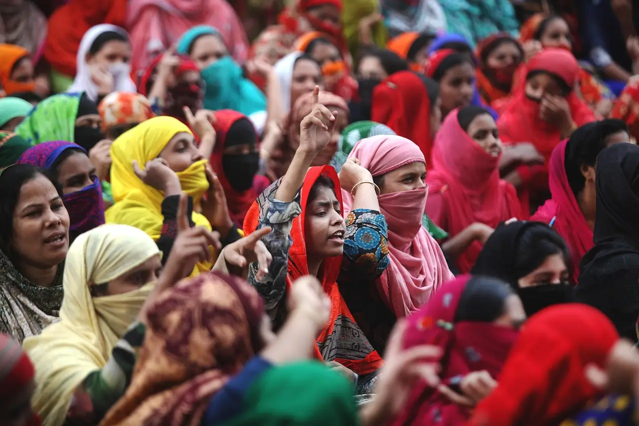 BGMEA launches ESG dashboard for garment factories
